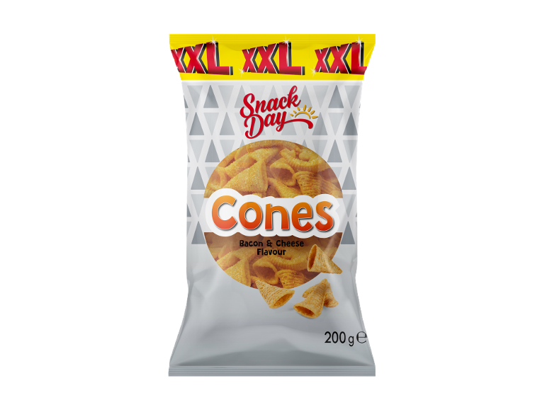 Bag of cone-shaped chips with bacon and cheese flavor, 200 g.