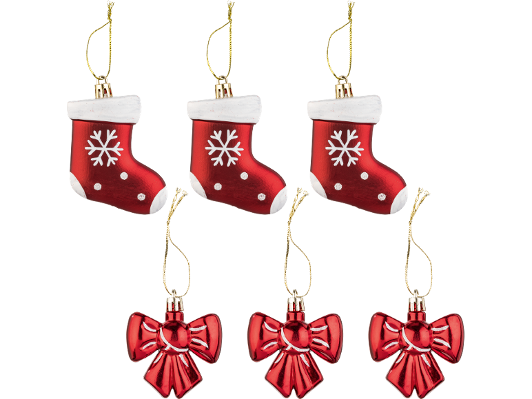Red Christmas decorations: 3 stockings with snowflakes and 3 bows.
