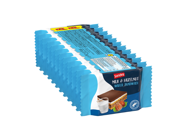 Pack of XXL milk and hazelnut wafer sandwiches.
