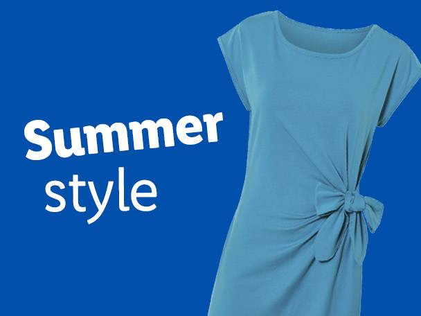 Summer style: A light blue knotted t-shirt dress.