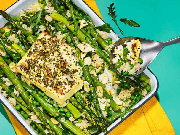 Fresh asparagus and feta bake